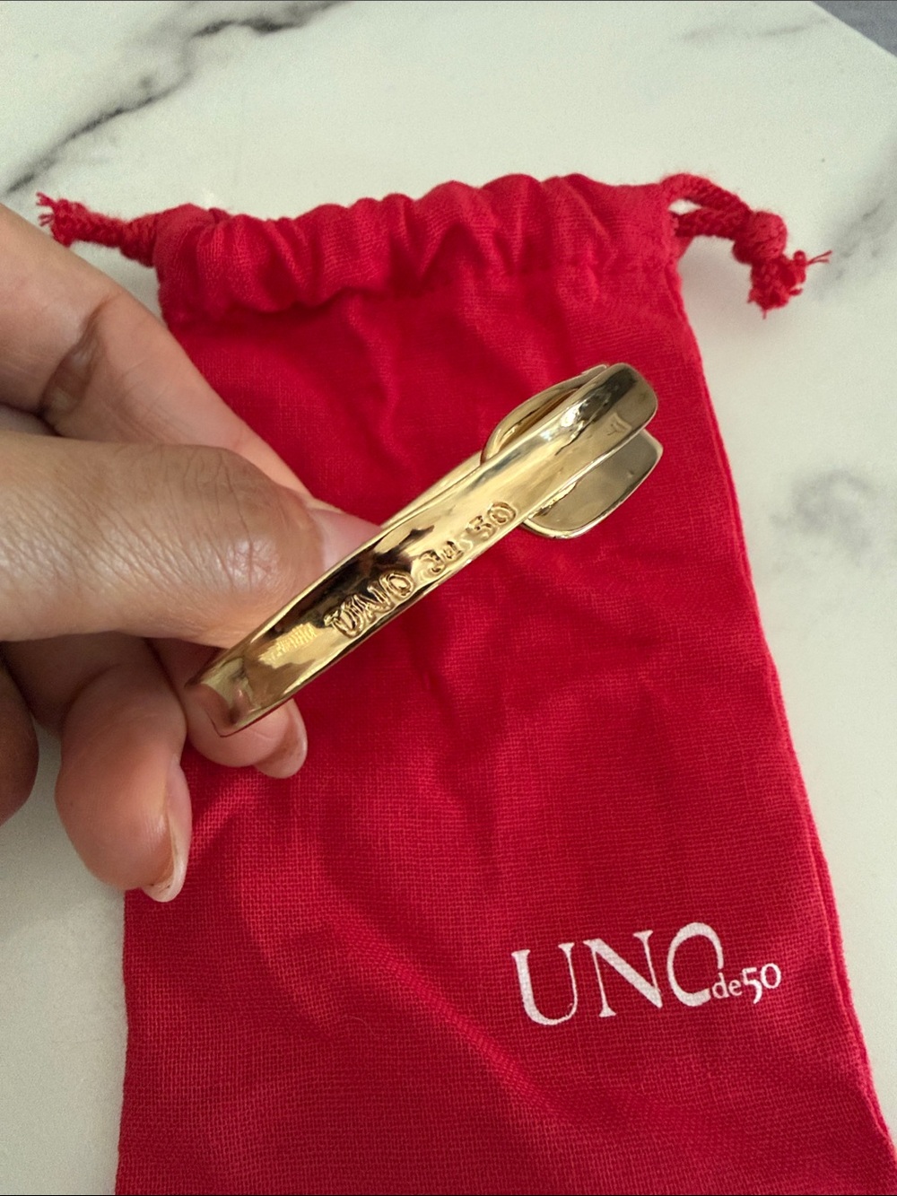 Kanawa Beach UNO de 50 Gold-Plate Cuff Bracelet